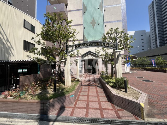 エントランス　グロリアス北大阪　エントランス