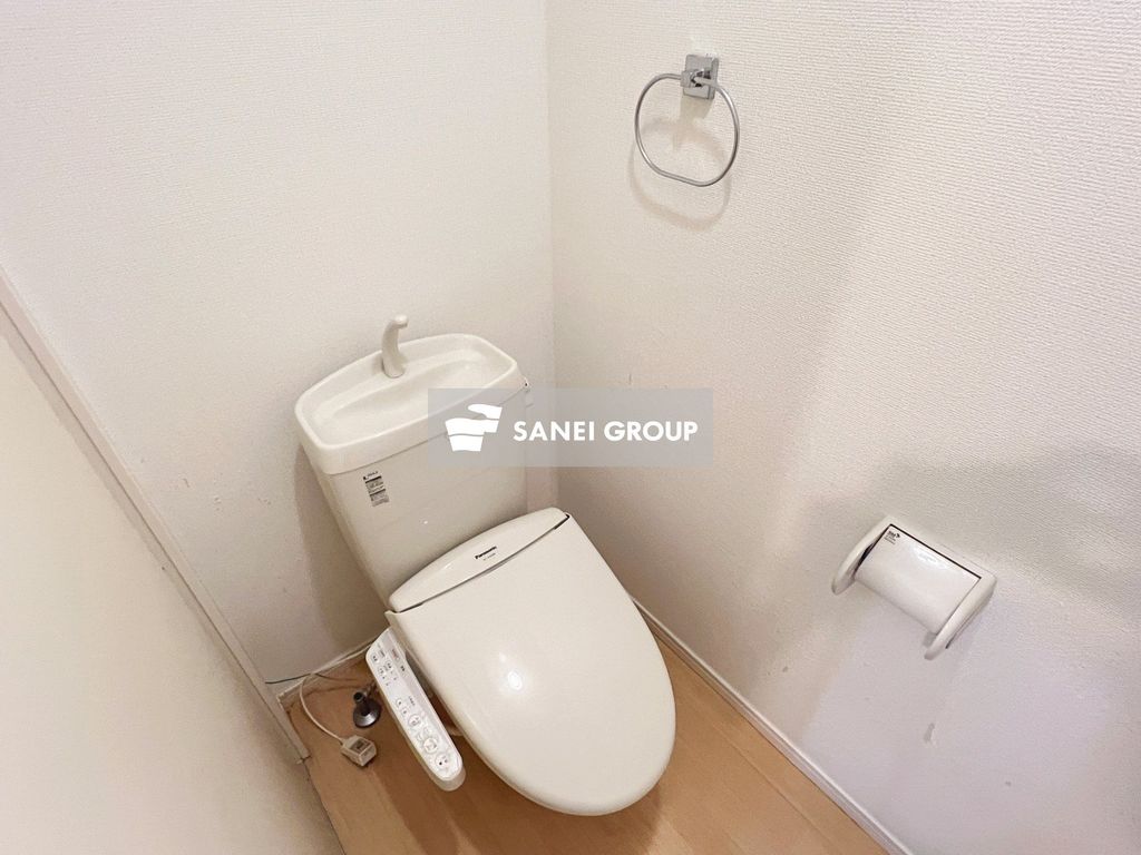 ＪＲ武蔵野線 新秋津駅 徒歩19分 2階建 築16年のトイレ写真