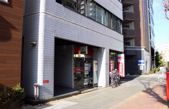 郵便局　大阪江戸堀郵便局（郵便局）まで189m