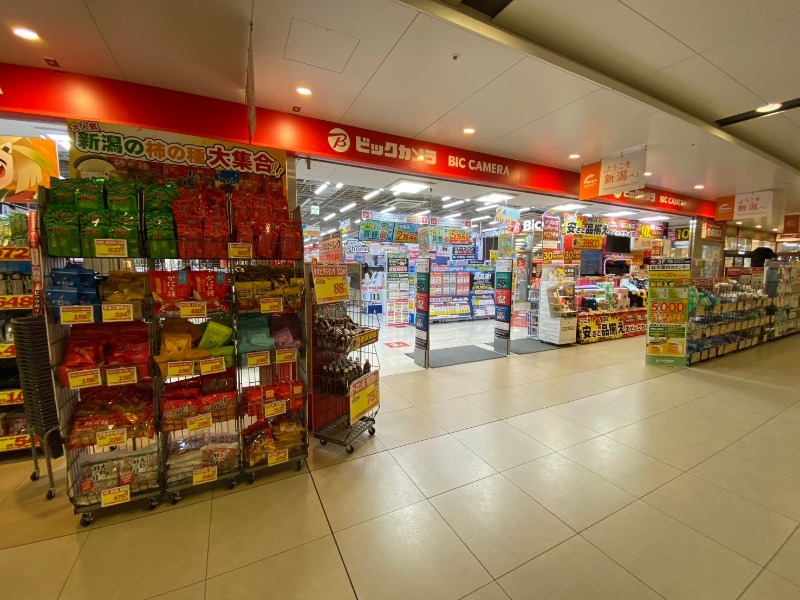 ホームセンター　ビックカメラ新潟店（ホームセンター）まで721m