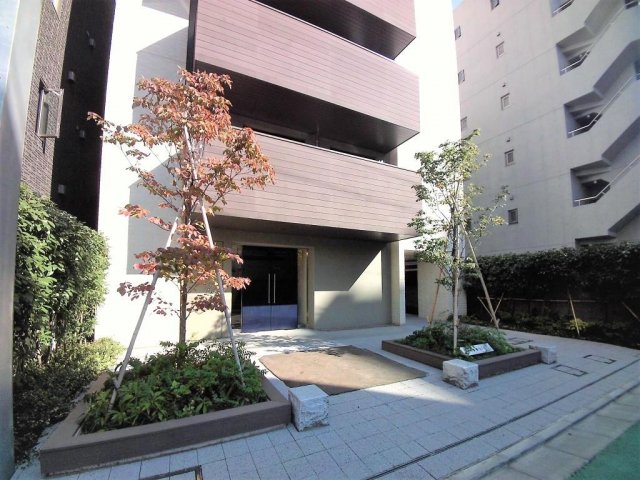 エントランス　建物の内部です