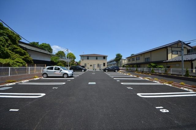 駐車場　☆敷地内駐車場☆