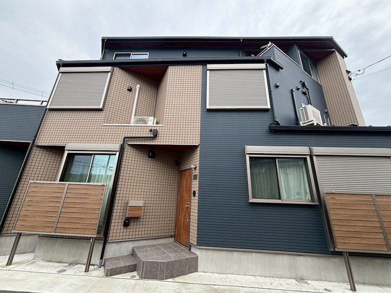 建物外観　現況優先