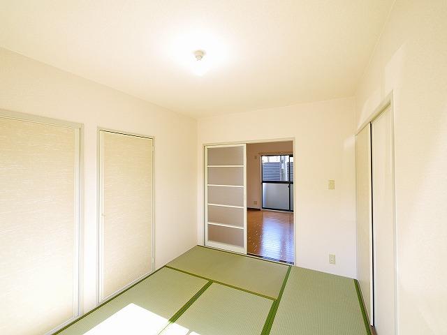 その他部屋・スペース　落ち着いて過ごせるお部屋なので、寝室にいかがでしょうか