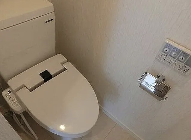 トイレ　トイレ