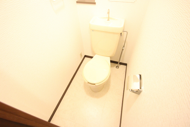 トイレ　別室の参考写真です。※現況優先