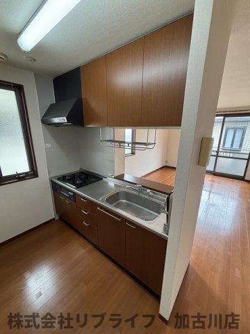 シャーメゾン魚住IIのキッチン写真