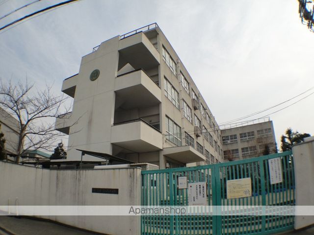 小学校　英田南小学校（小学校）まで227m