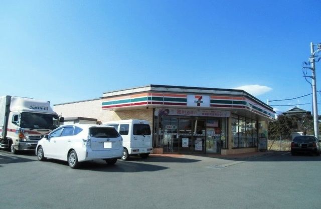コンビニ　セブンイレブン御殿場滝ケ原店（コンビニ）まで1800m