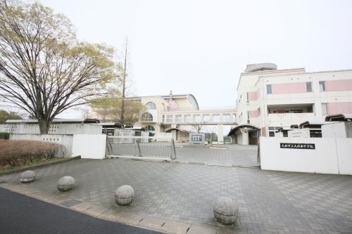 中学校　大府南中学校（中学校）まで713m