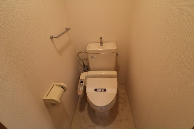トイレ　※反転間取り別部屋参考写真