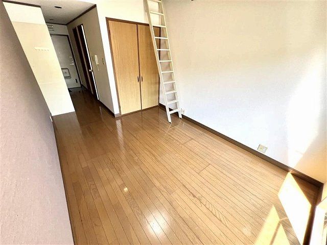 KTコート兼田の居間写真