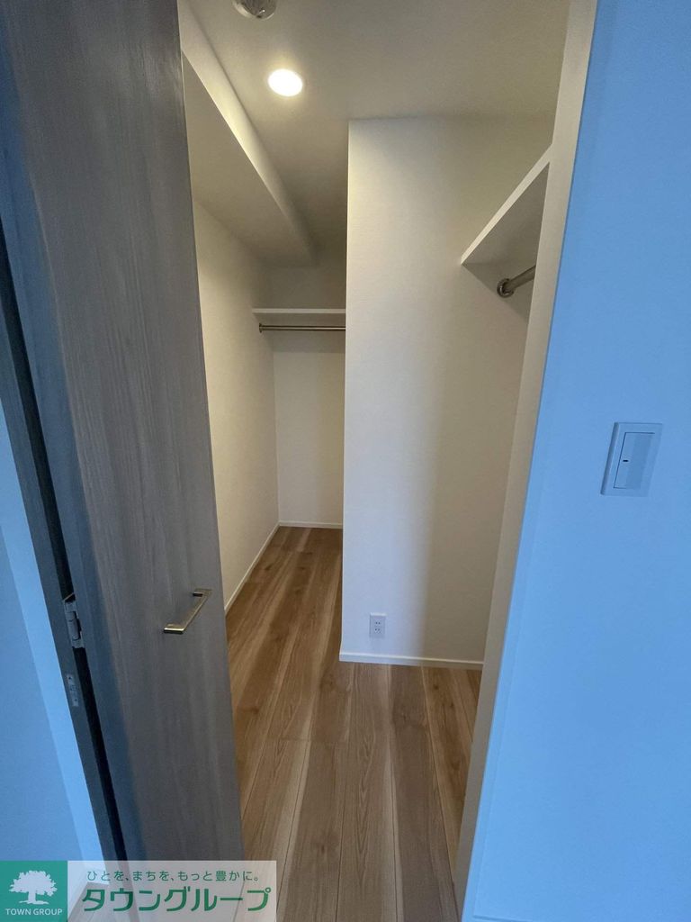 収納　※色目は奇数階の同じタイプ部屋の写真
