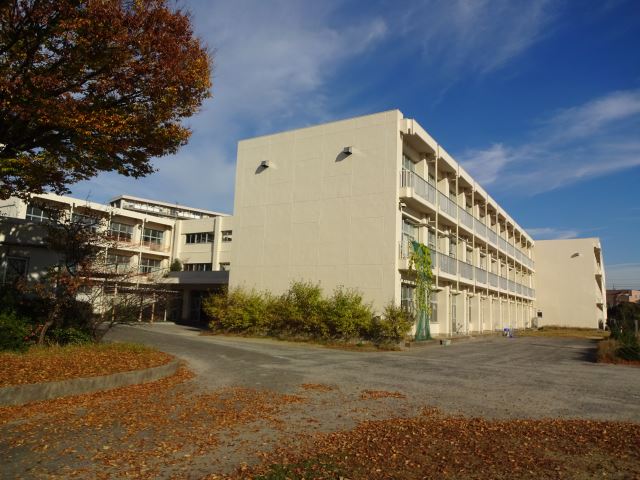 小学校　市立つつじが丘小学校（小学校）まで490m