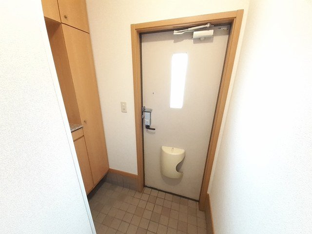 玄関　シンプルで使いやすい玄関です
