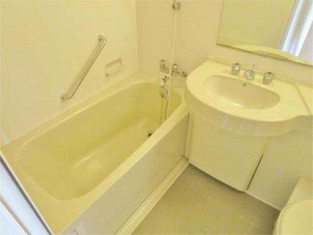 バス・シャワールーム　参考写真　他のお部屋です
