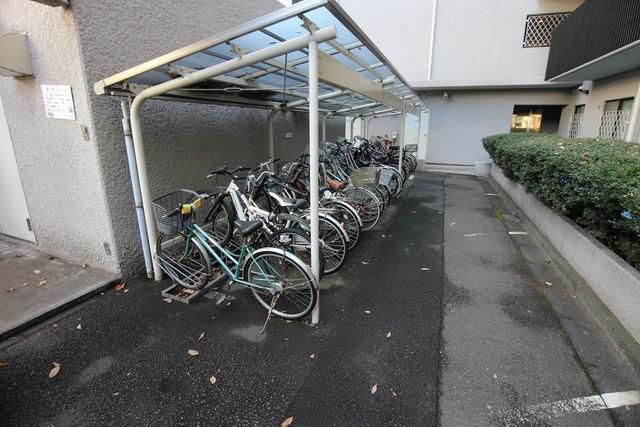 駐車場　★駐輪場★