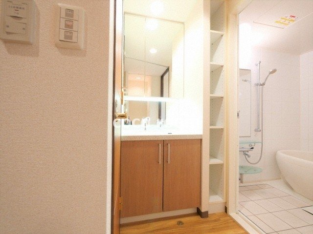 マスターズレジデンス道頓堀IIの内装写真