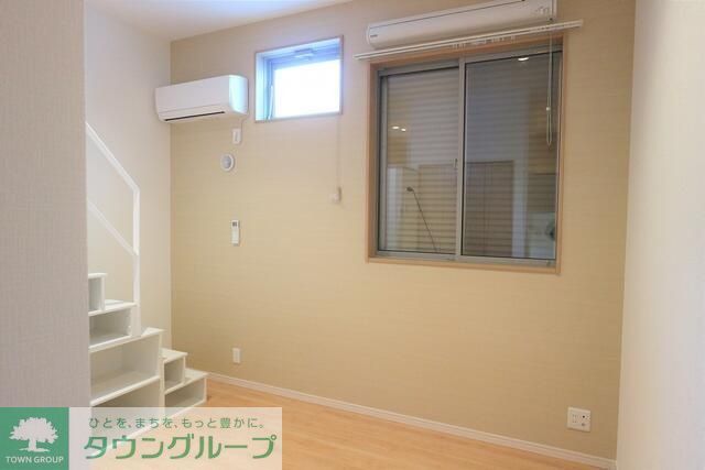 RIZEST 新松戸西の居間写真