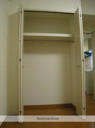 ＪＲ南武線 八丁畷駅 徒歩4分 11階建 築18年の内装写真