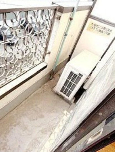 バルコニー　別部屋同仕様タイプ