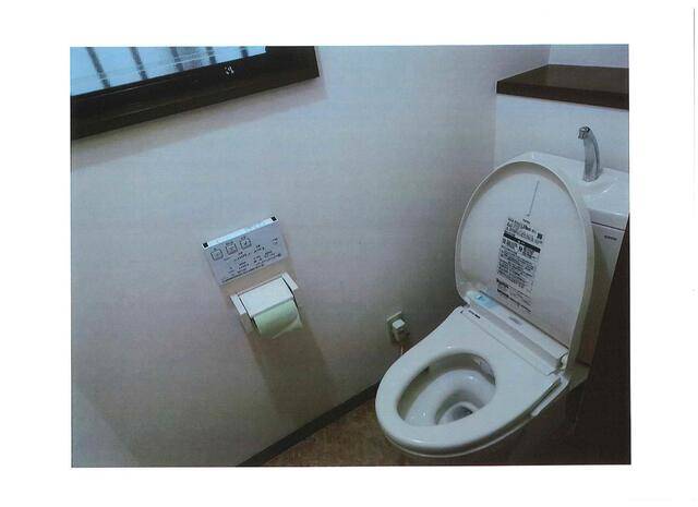 伯太6丁目戸建のトイレ写真