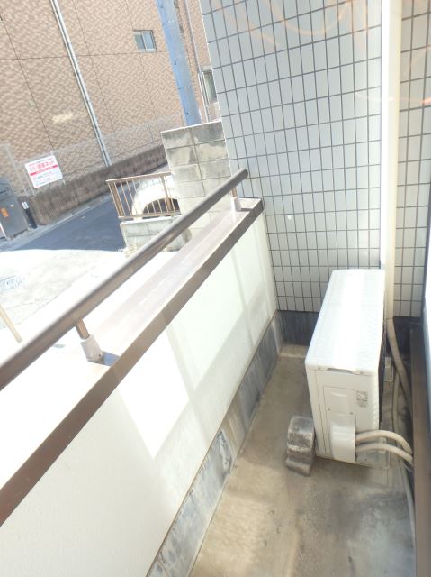 東京メトロ千代田線 町屋駅 徒歩12分 3階建 築33年の内装写真