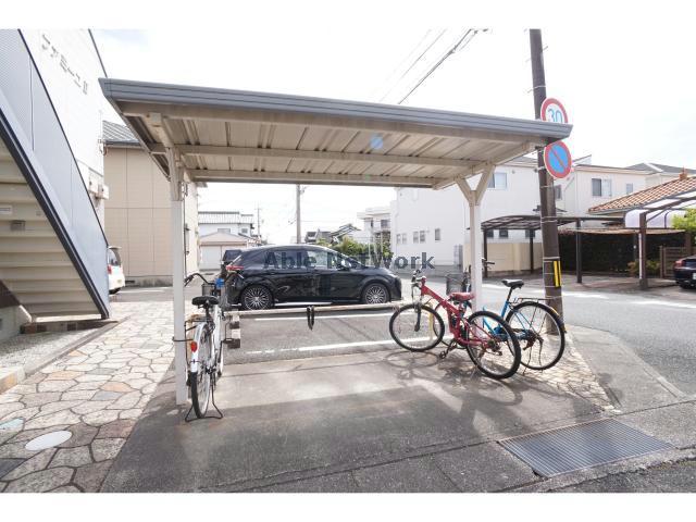 ＪＲ東海道本線 浜松駅 バス乗車時間：35分 最寄りバス停で下車 徒歩3分 2階建 築28年の外観写真