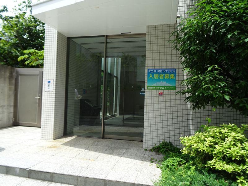 ストーリア神宮前の外観写真