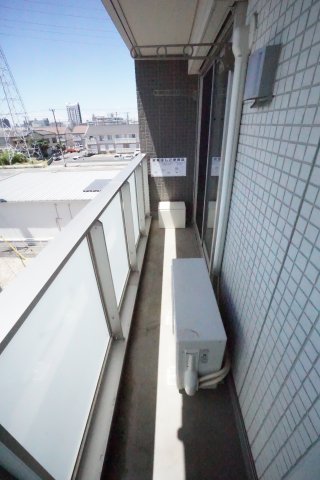 ＪＲ内房線 五井駅 徒歩11分 3階建 築12年の内装写真