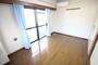 居室・リビング　※別部屋の写真です