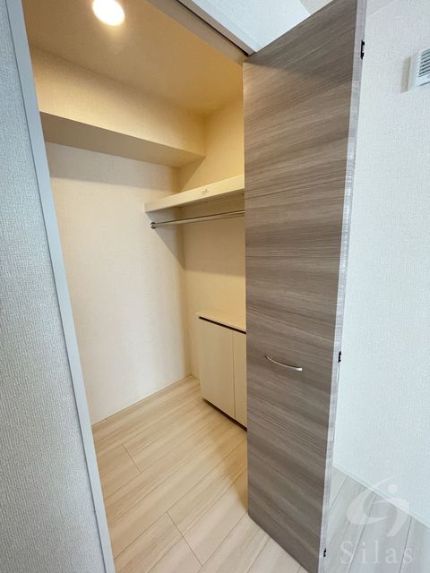 阪急宝塚線 服部天神駅 徒歩6分 3階建 新築の内装写真