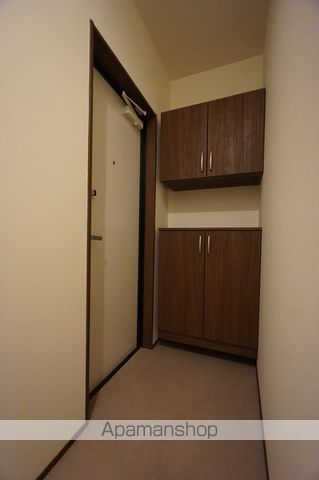 地下鉄名城線 志賀本通駅 徒歩4分 3階建 新築の玄関写真