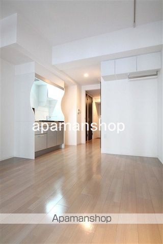 地下鉄堺筋線 北浜駅 徒歩6分 14階建 築15年の居間写真