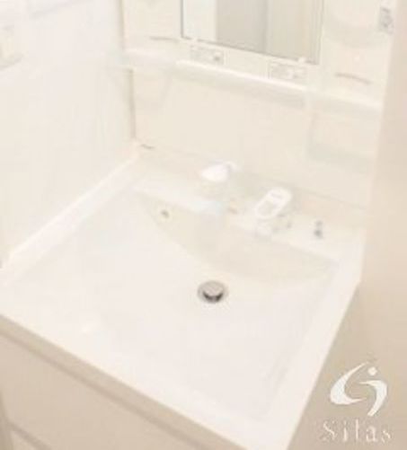 洗面設備　同仕様