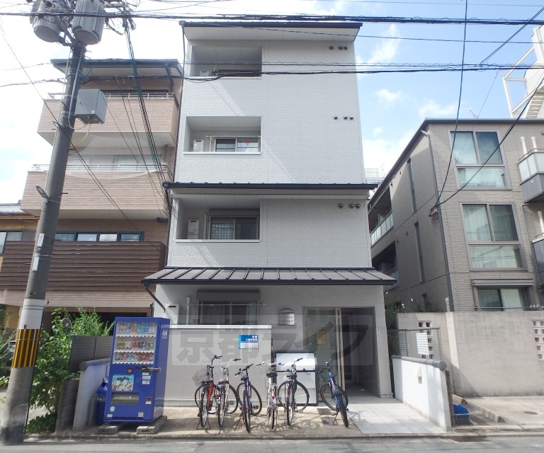 アークリード千本今出川の外観写真