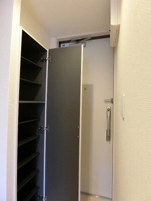 玄関　リブリ・白子　埼玉県和光市