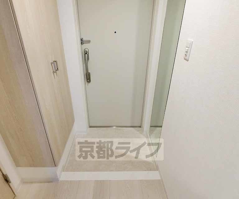 グローリードミール天神の玄関写真
