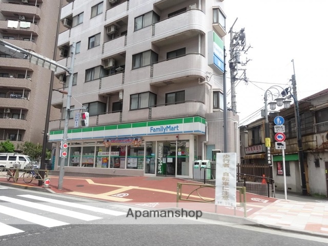 コンビニ　ファミリーマート滝野川５丁目店（コンビニ）まで353m