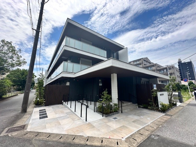 建物外観　６０歳以上限定！旭化成の高齢者向け安心賃貸住宅♪