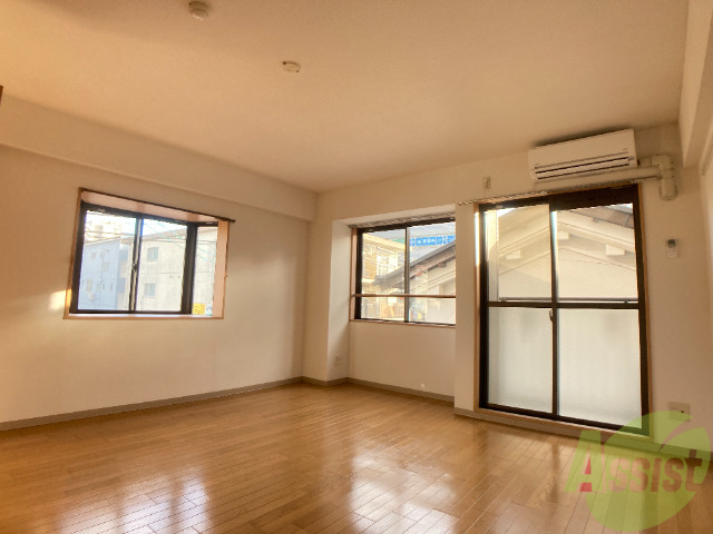 居室・リビング　リビングは１２帖とかなり広々しています。