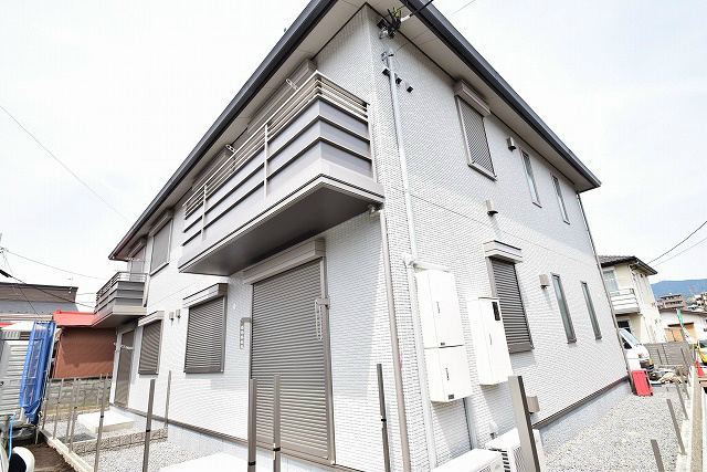 神奈川県秦野市緑町（アパート）の賃貸物件の外観