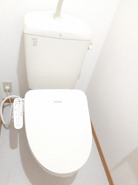 【那須塩原市東小屋のアパートのトイレ】