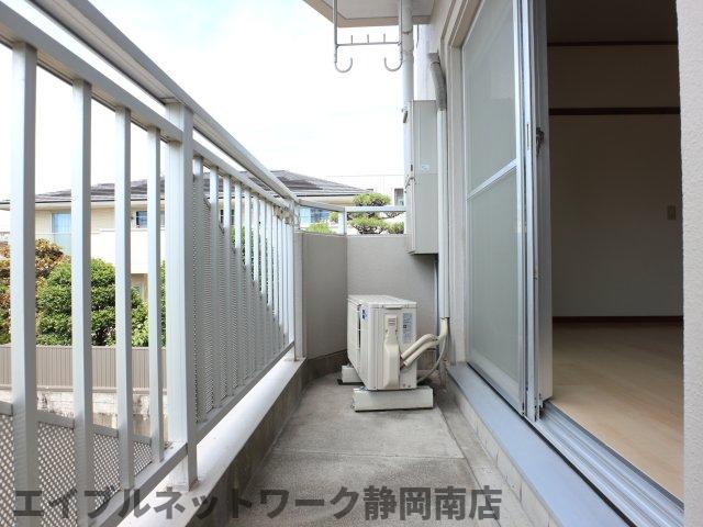 【静岡市駿河区馬渕のマンションのバルコニー】