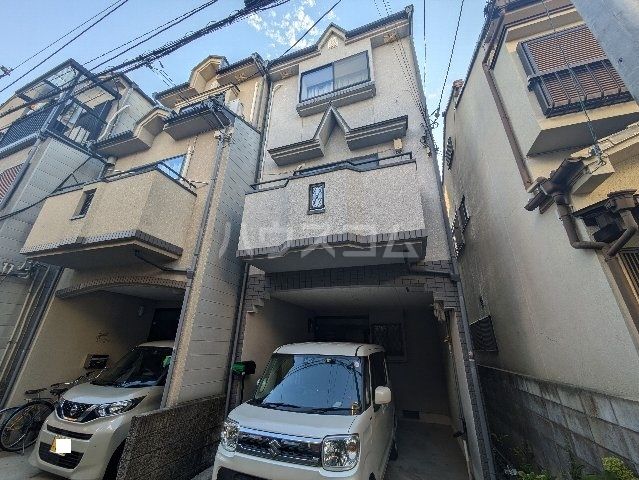 嵯峨野開町貸家の建物外観