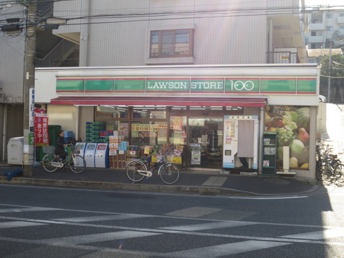 コンビニ　ローソンストア100　港北小机店（コンビニ）まで321m