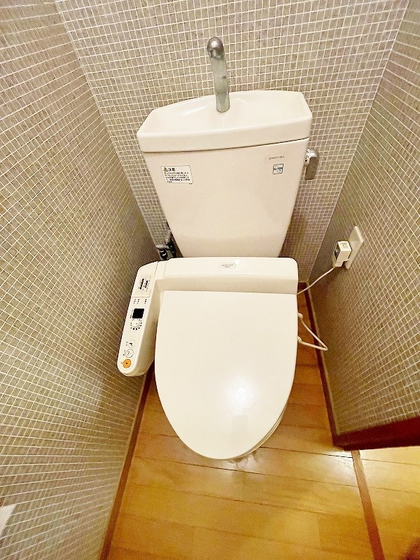 トイレ　★温水洗浄便座トイレ★