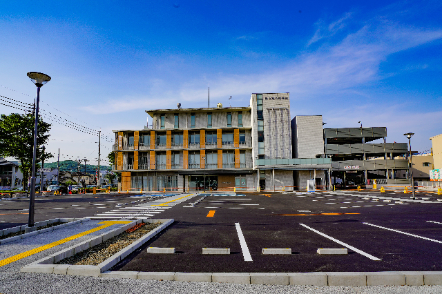 【岡山市中区原尾島のマンションの役所】