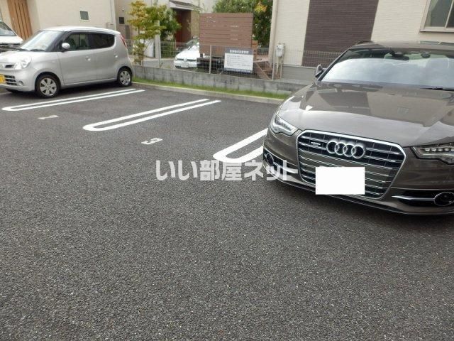 【サザンレイクＫの駐車場】