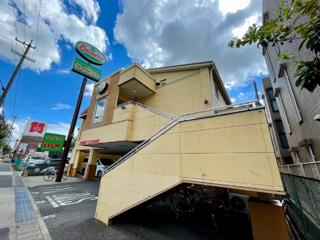 【サンパレス植田の飲食店】